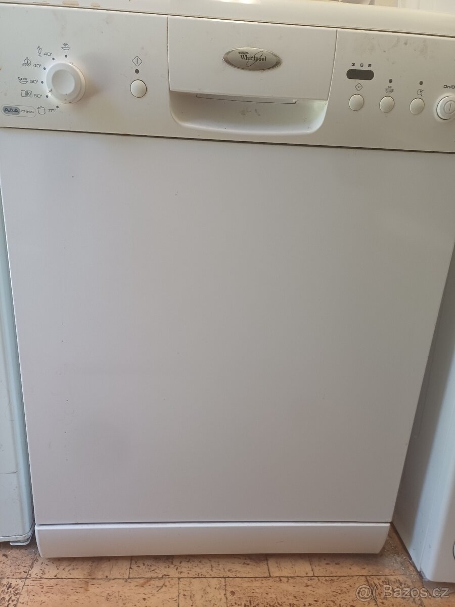 Myčka na nádobí Whirlpool - 2