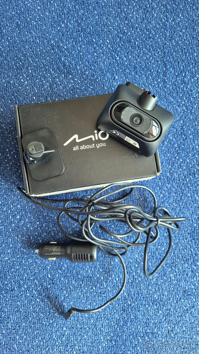 Autokamera Mio 935w 4k - 2
