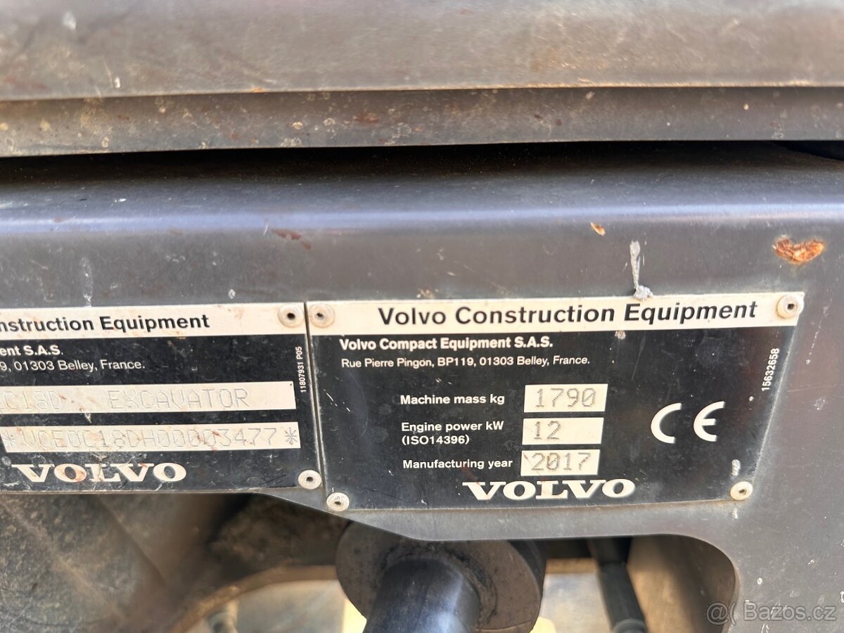 Prodám otočný bagr VOLVO EC18D r.v. 2017 - 2