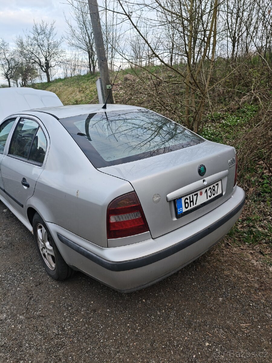 Škoda Octavia 1.6i - 2