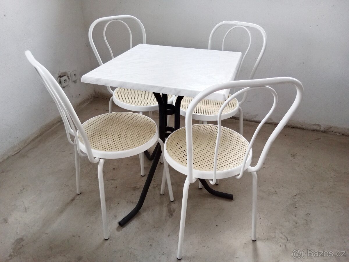 Stůl/stolová deska čtvercová - 2