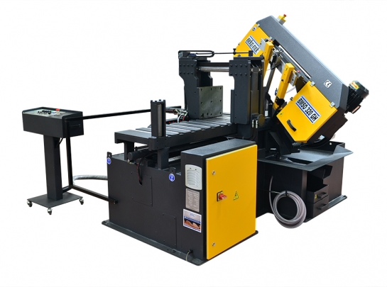 Pily na kov, různé typy a velikosti - 2