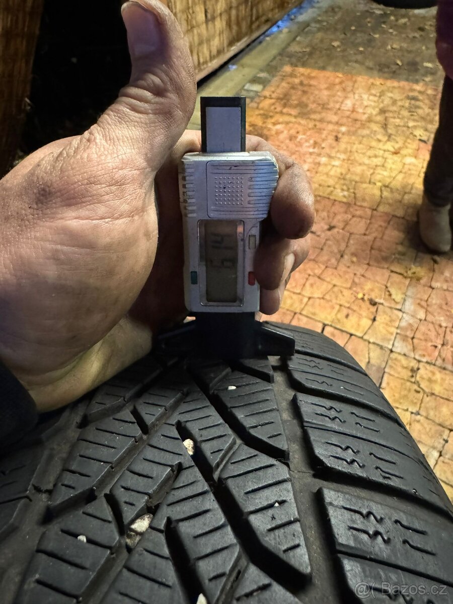 185/60/15 sada zimních pneu Semperit - 2