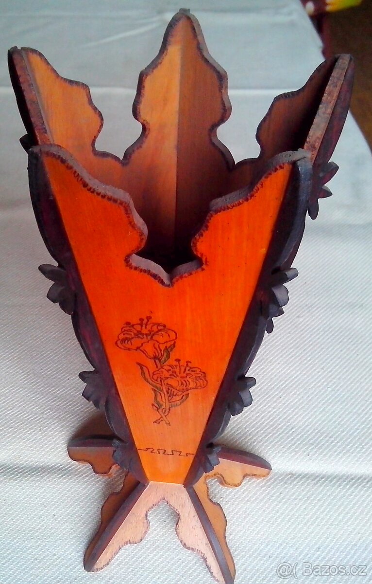 váza dřevěná, lepená překližka - 2