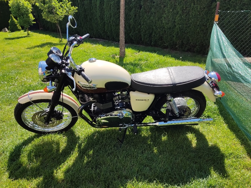 Triumph Bonneville T 100 (2011) TOP stav, VÝPRODEJ - 2