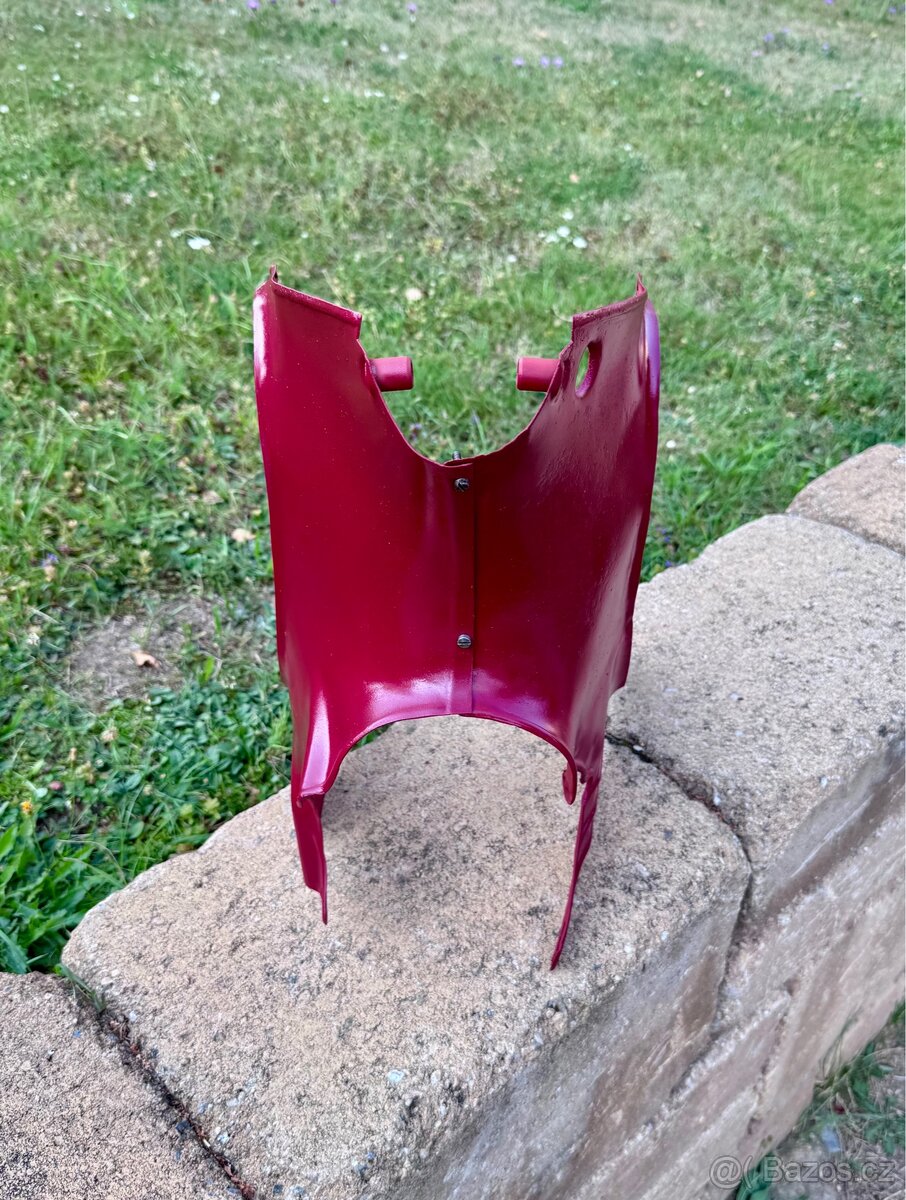 Jawa ČZ 125 175 kývačka - podsedlové plechy - 2