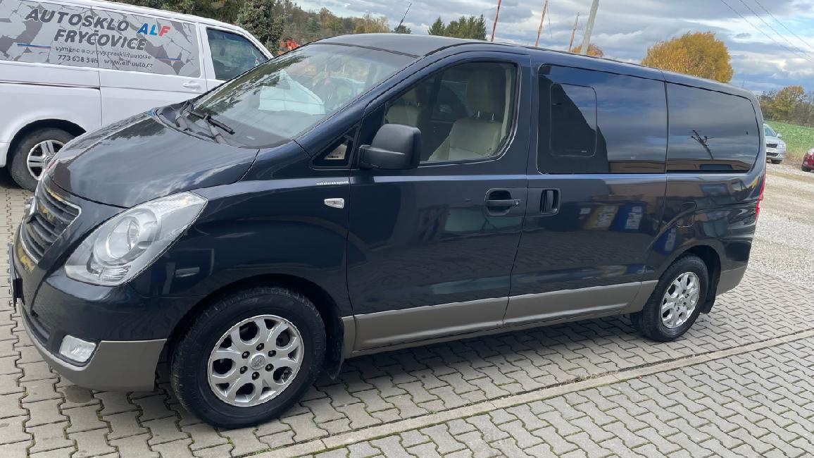 Hyundai H 1, 2,5 CRDI 8MÍST / AUTOMAT / AC, RV 4/2015 - 2