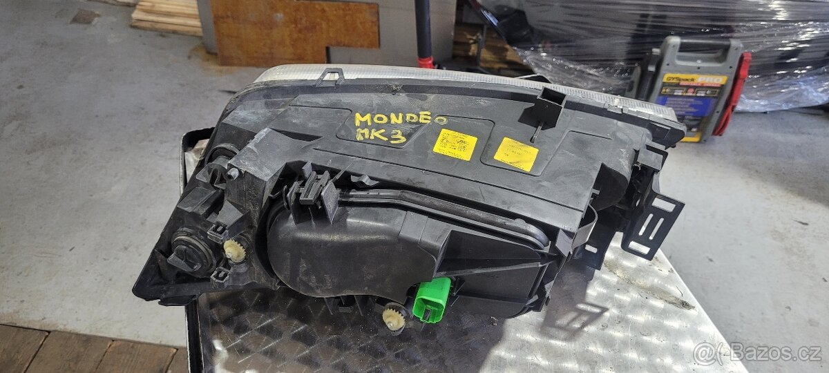 ford mondeo mk3 přední světlo - 2