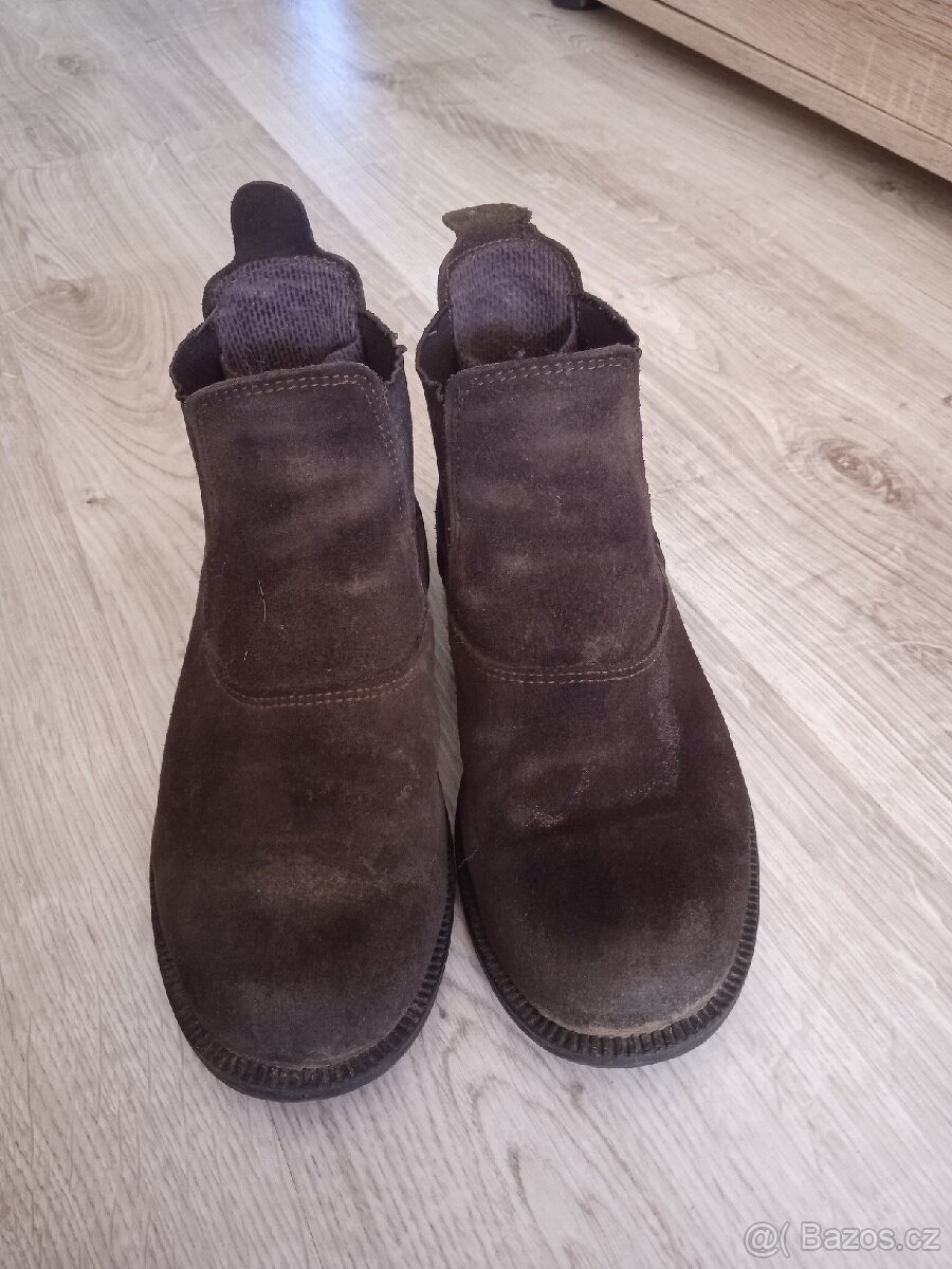 Jezdecké pérka vel 33 - 2