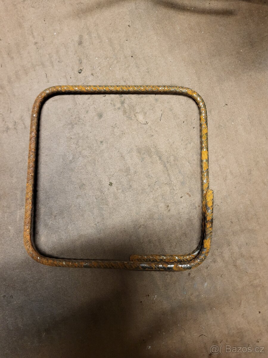 Třmínek do věnce t6mm 150x150mm - 2