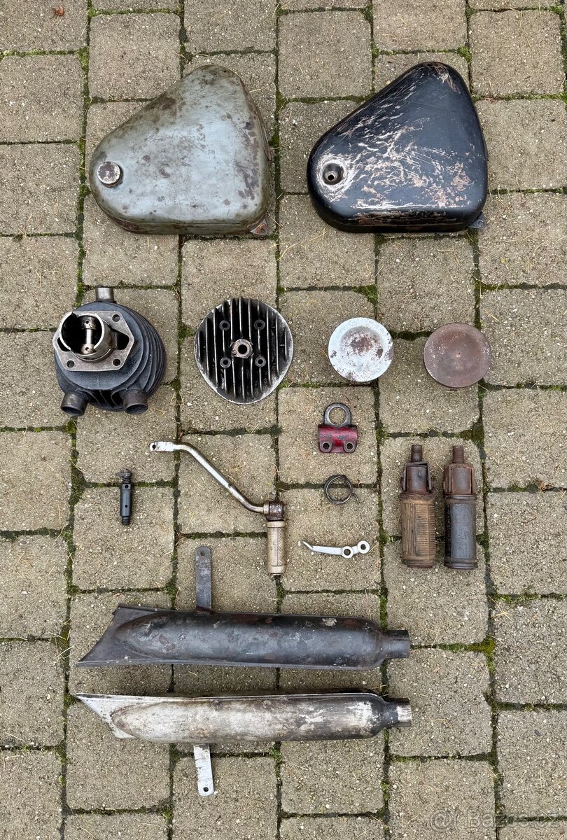 ČZ 125 B T - dily - 2