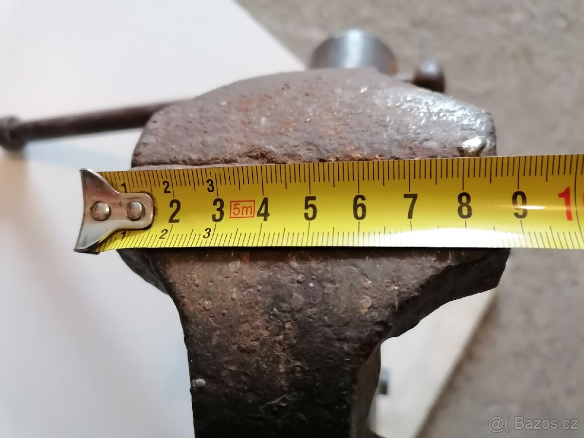 Kovářský svěrák 90 mm - 2