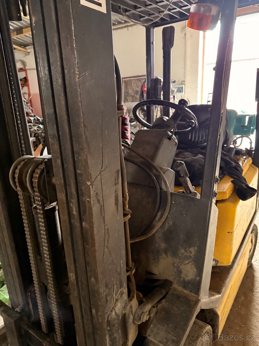 Vysokozdvižný vozík - 2