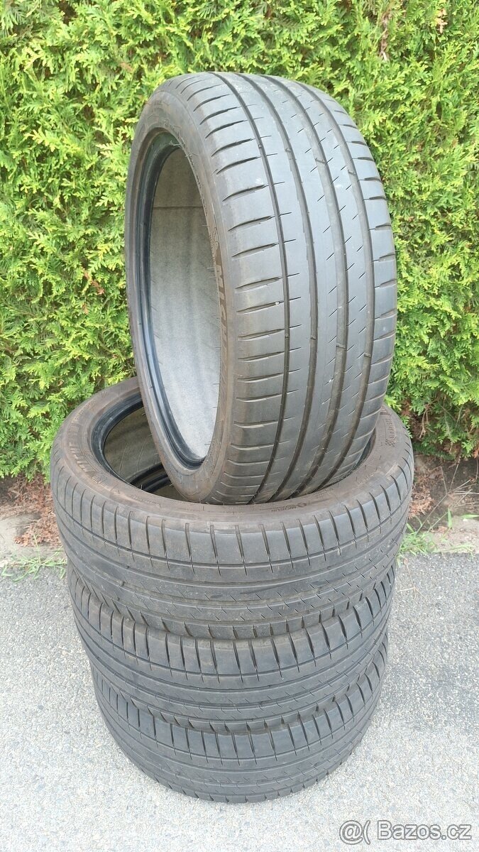 Letní pneu Michelin 225/45 R19 - 2