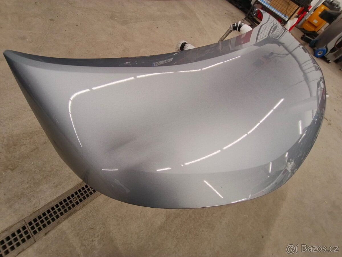 Přední kapota na VW Multivan T7 7T0 - 2