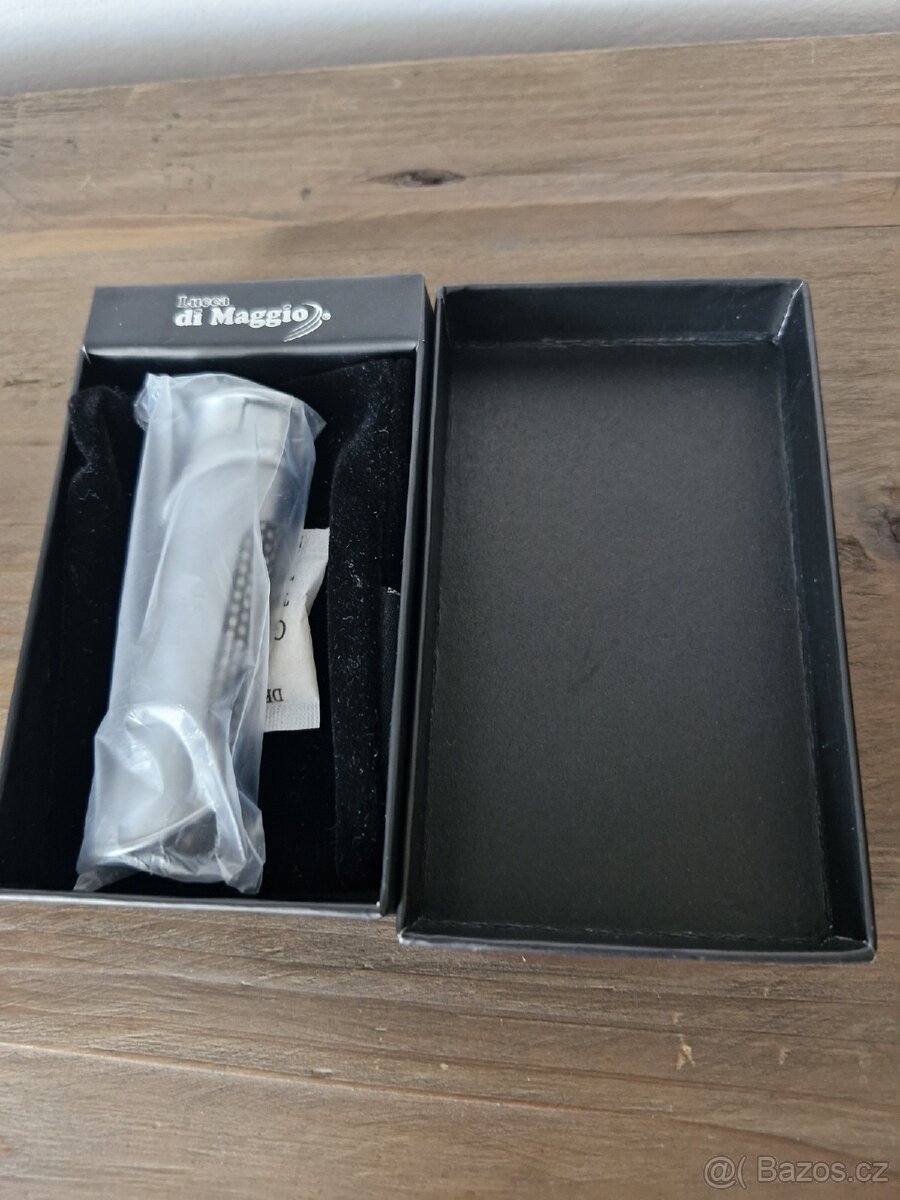 Zapalovač nový - 2