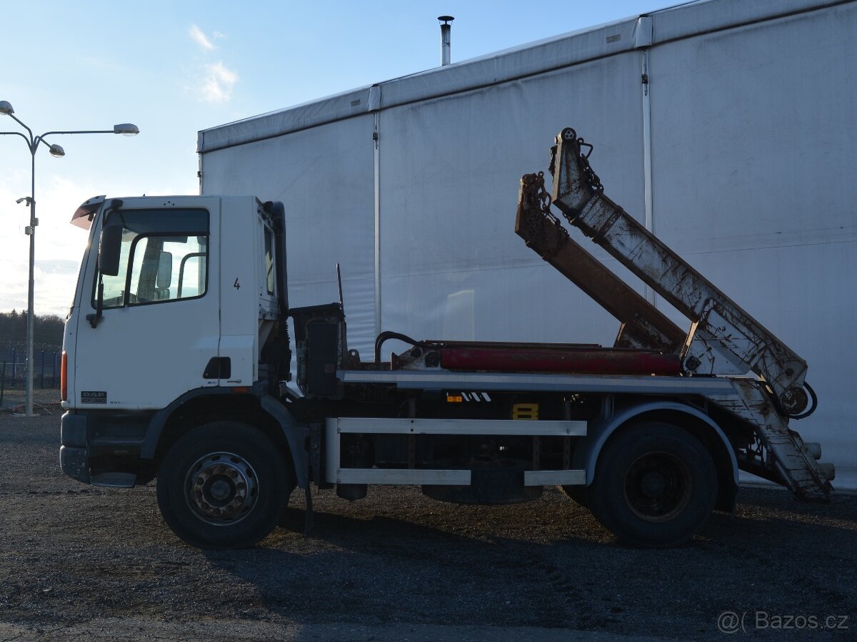 DAF CF 75.320 4X2 nosič výměnných nástaveb - 2