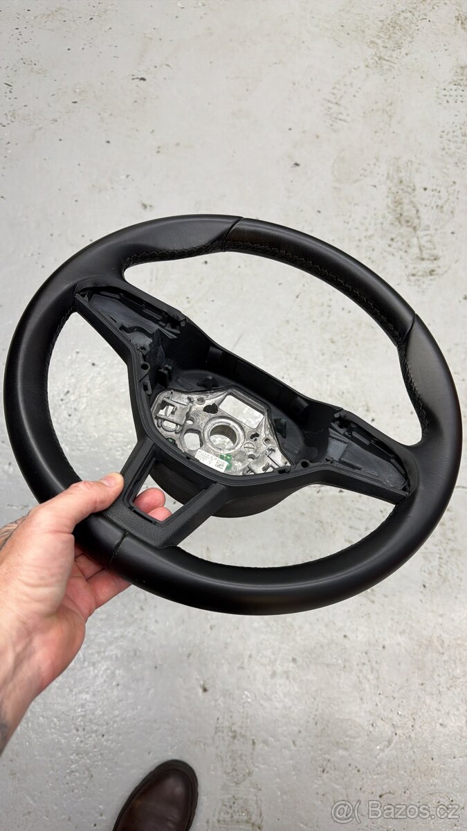 Volant Škoda Octavia 3 Facelift najeto do 5000km - 2