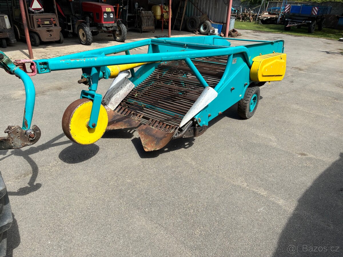 Vyorávač brambor TEK - 2