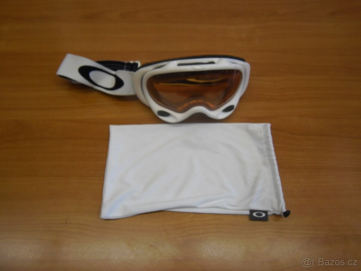 Prodám lyžařské brýle OAKLEY - 2