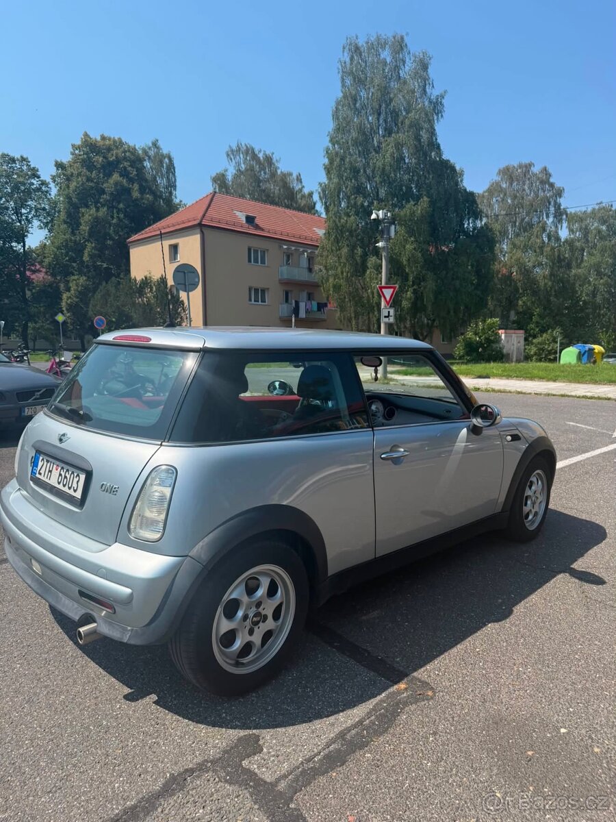 Mini Cooper R50 1.6 66kw 2001 - 2