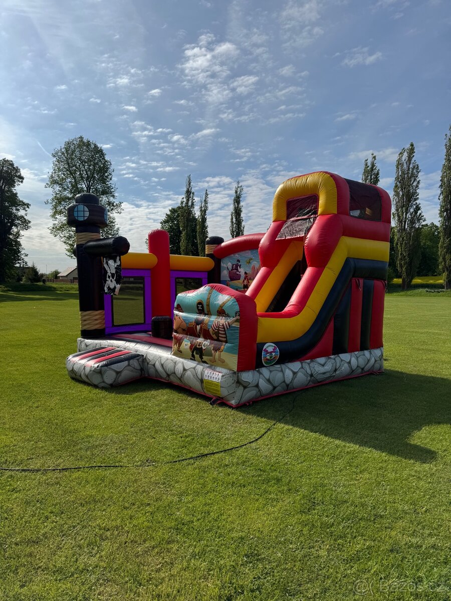 Skákací hrad pirátská pevnost - 2