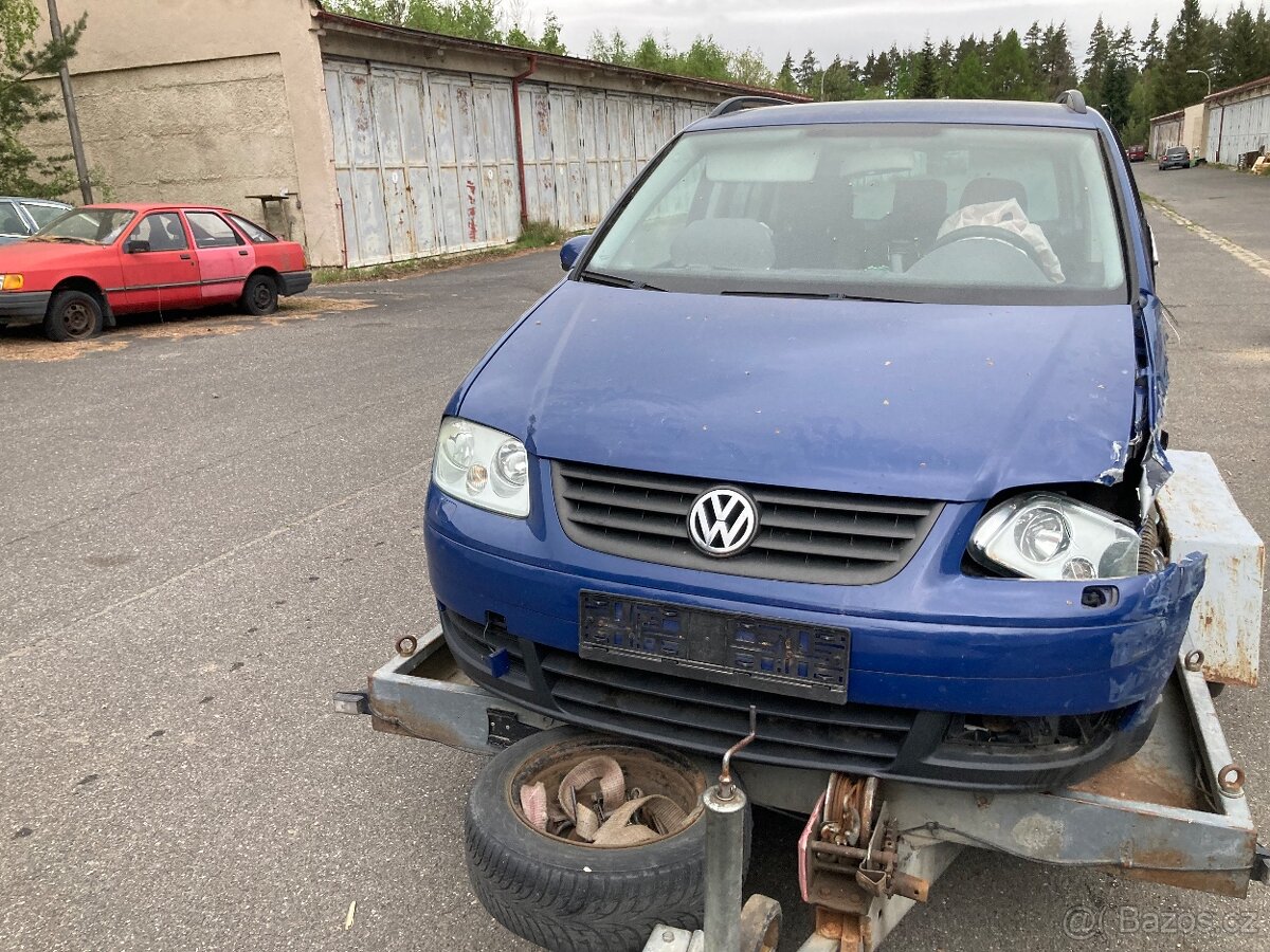 Díly Touran 1,9tdi 77kw - 2