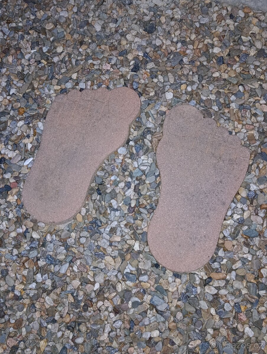 Dlazba betonove patky, nohy - 2