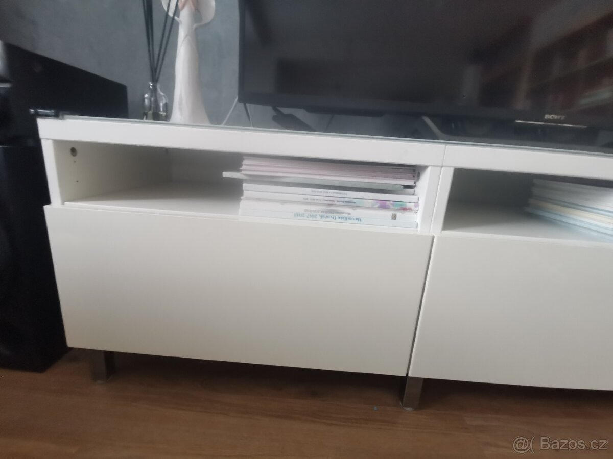 TV stolek Ikea Besta - 2