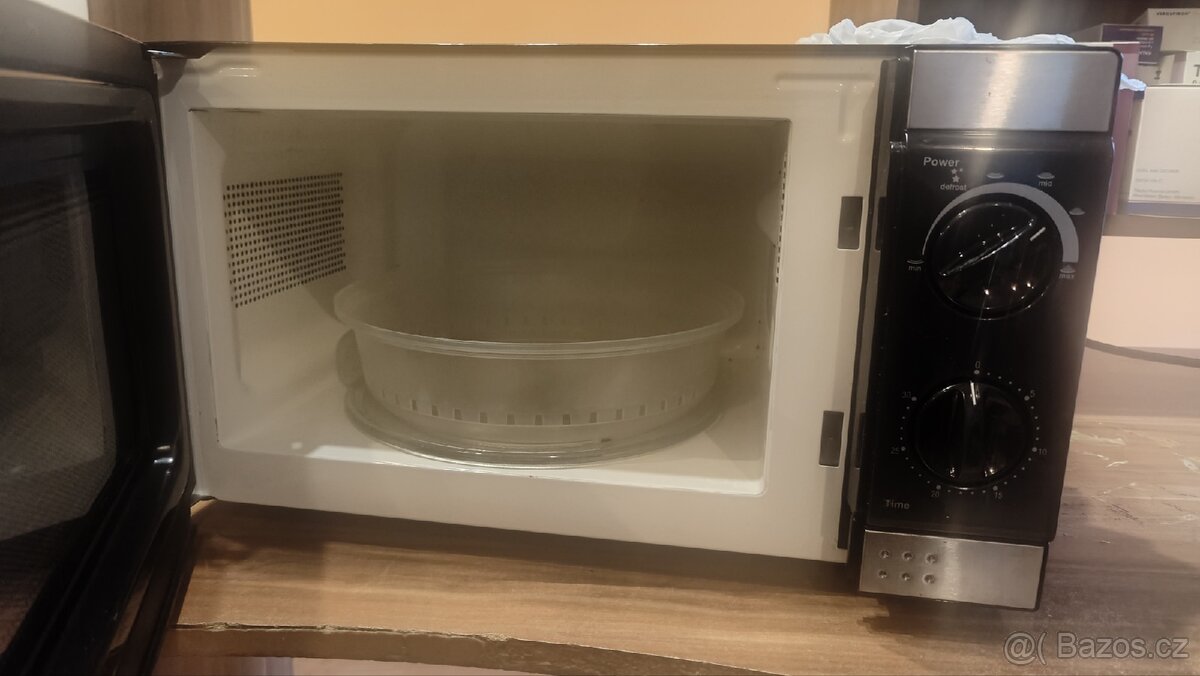 Prodám mikrovlnou troubu - 2