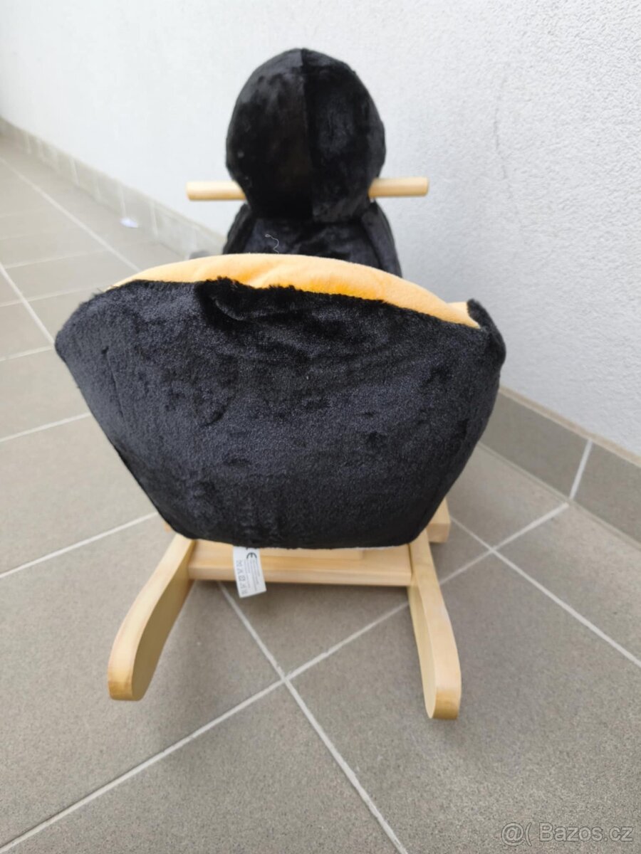 Houpací křesílko tučňák - 2