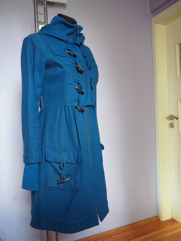 Zimní kabát s kapucí - 2