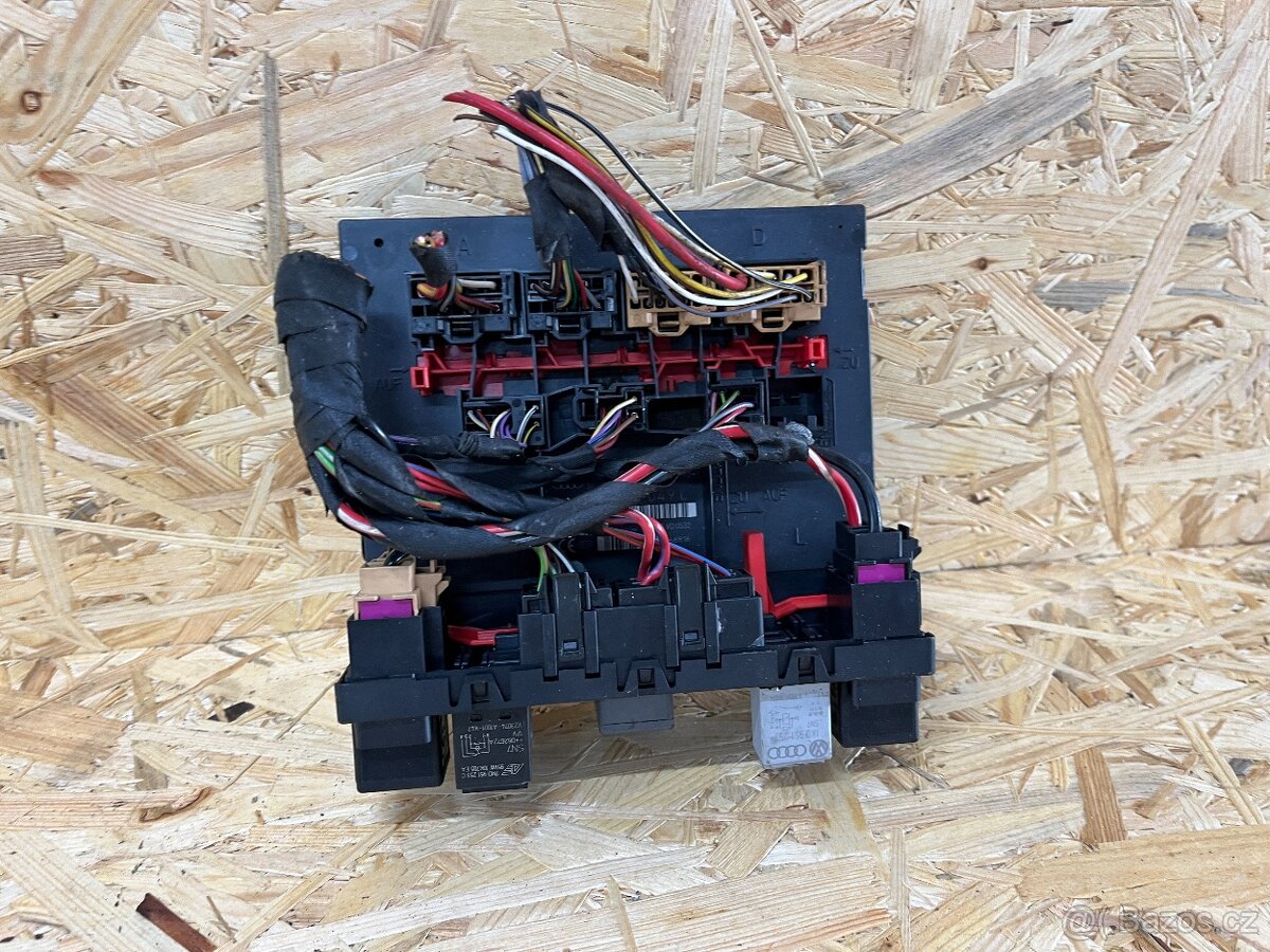 ŘÍDICÍ JEDNOTKA PALUBNÍ SÍTĚ 3C0937049L - 2