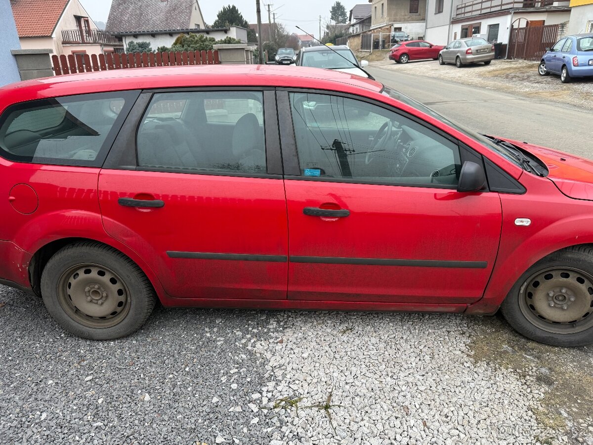 Ford focus 2 1.6 16V 74kw - 2