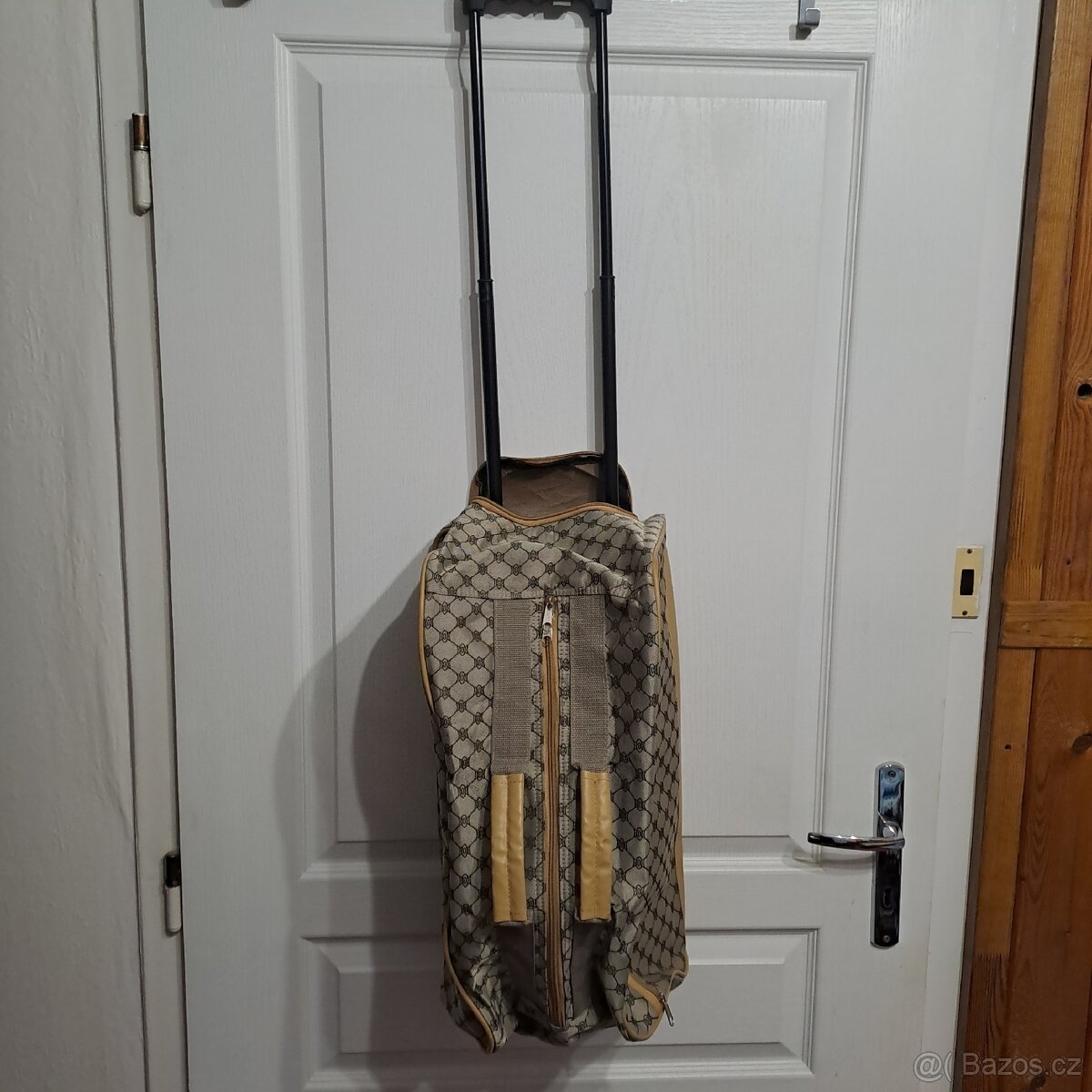 RETRO CESTOVNÍ TAŠKA NA KOLEČKÁCH - 2