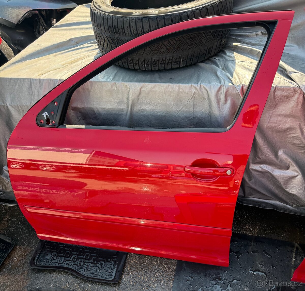 Boční dveře Octavia 2 - ČERVENÁ - 2