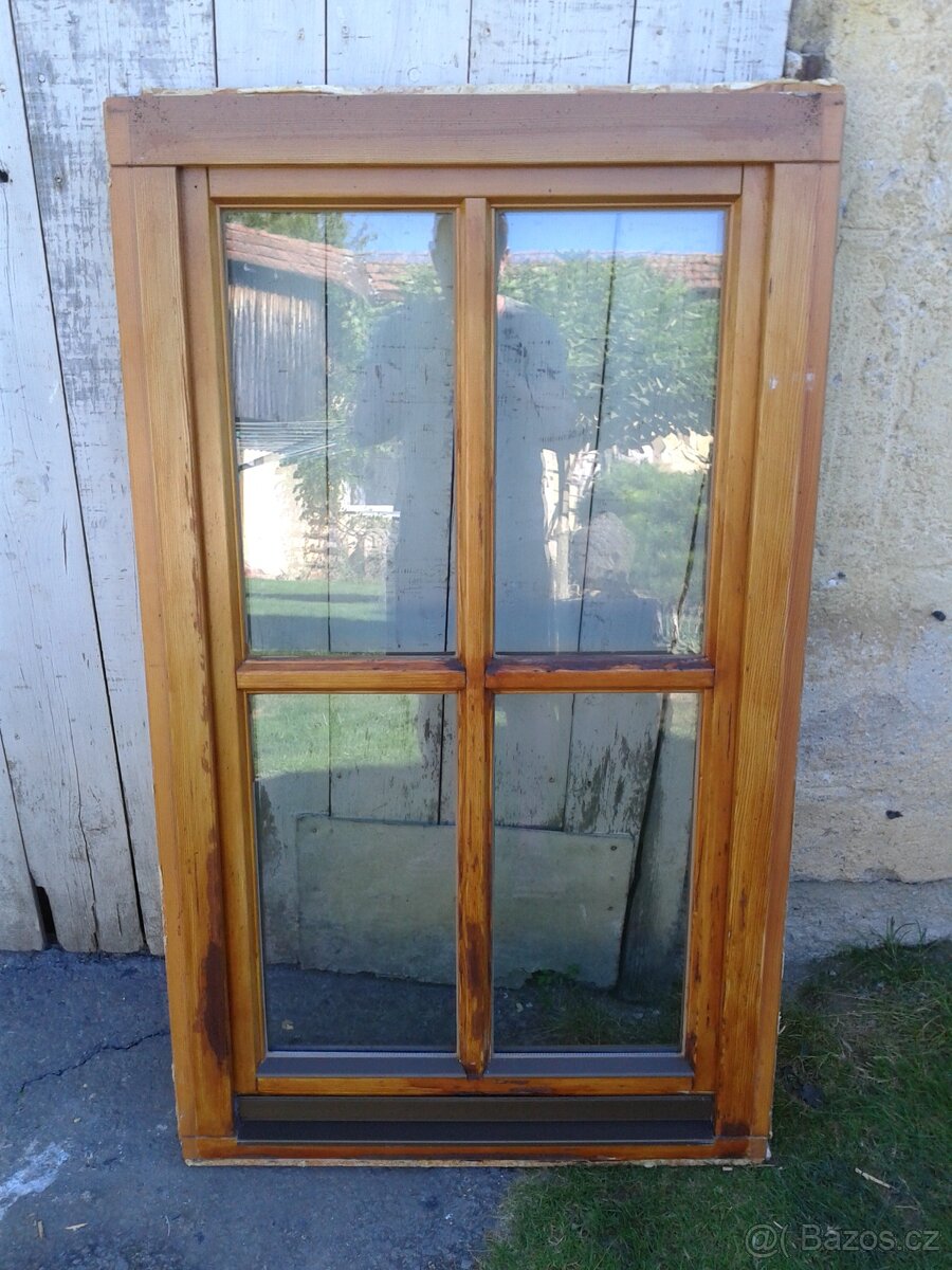 Dřevěné okno 78 x 130 cm - 2