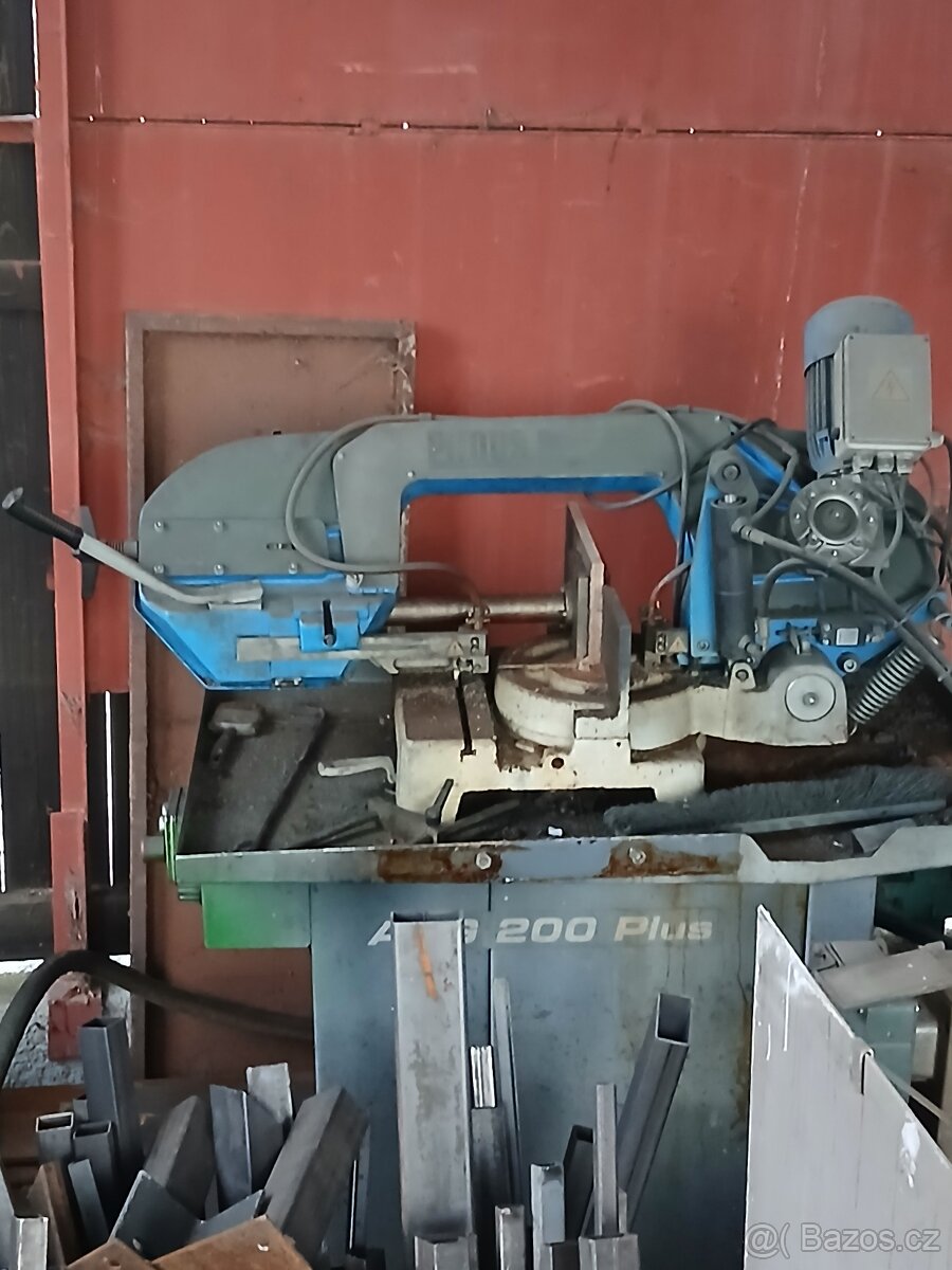 Pila Pilous ARG 200 - 2