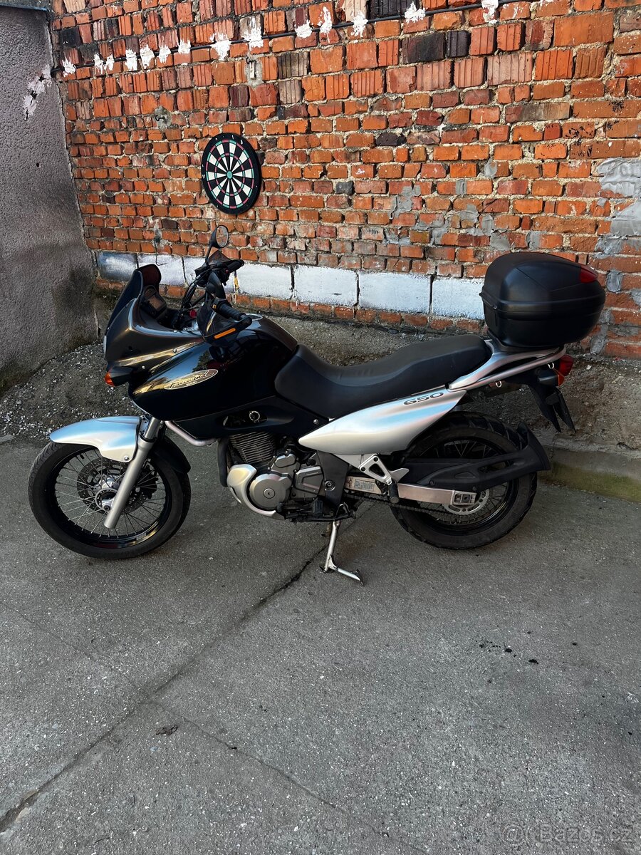 Suzuki xf freewind 650 - 2