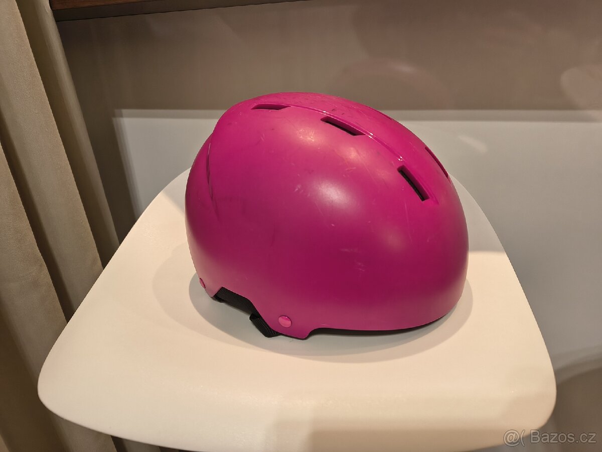 Helma lyžařská přilba - 2