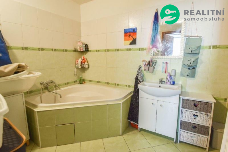 Víceúčelový dům s byty u Olomouce Velká Bystřice - 2