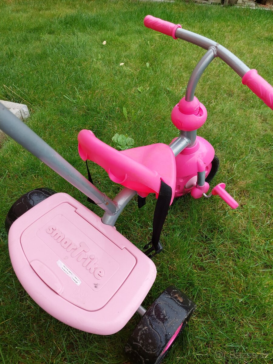 Tříkolka Smartrike s vodící tyčí - 2