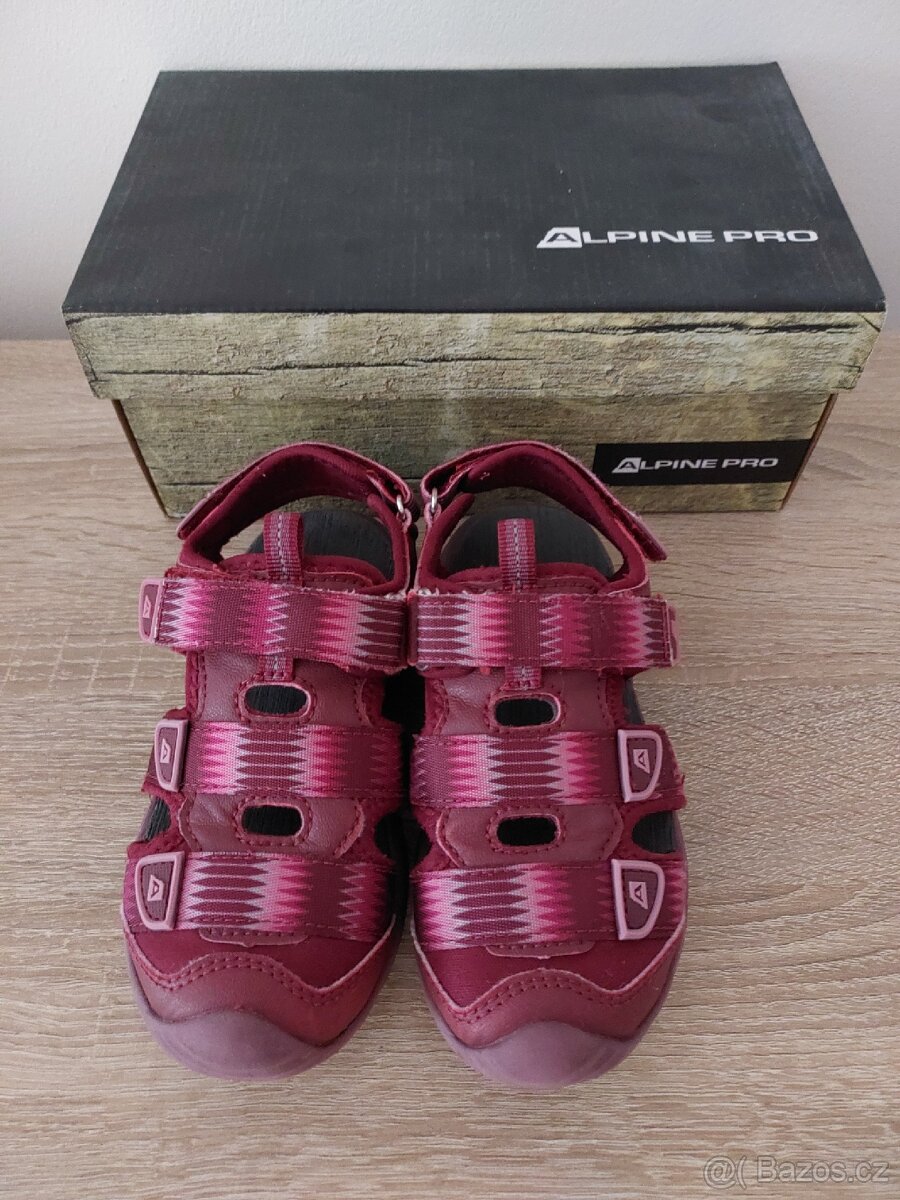 Dívčí sandále - vel.28 - 2