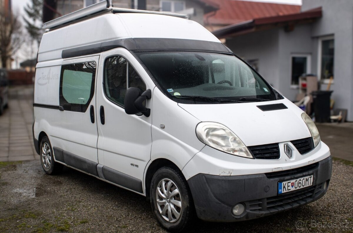 Renault Trafic 2.0 dCi / 84 kW / 2012 / Obytný Van - 2
