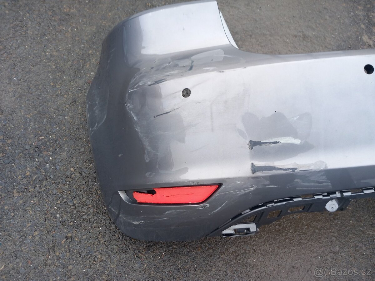 Zadní nárazník VW GOLF VI 11/2008-2012 - 2