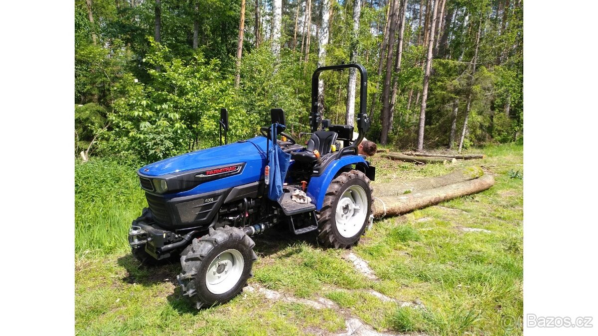 Malotraktor Farmtrac 26 4WD radiálky - 2