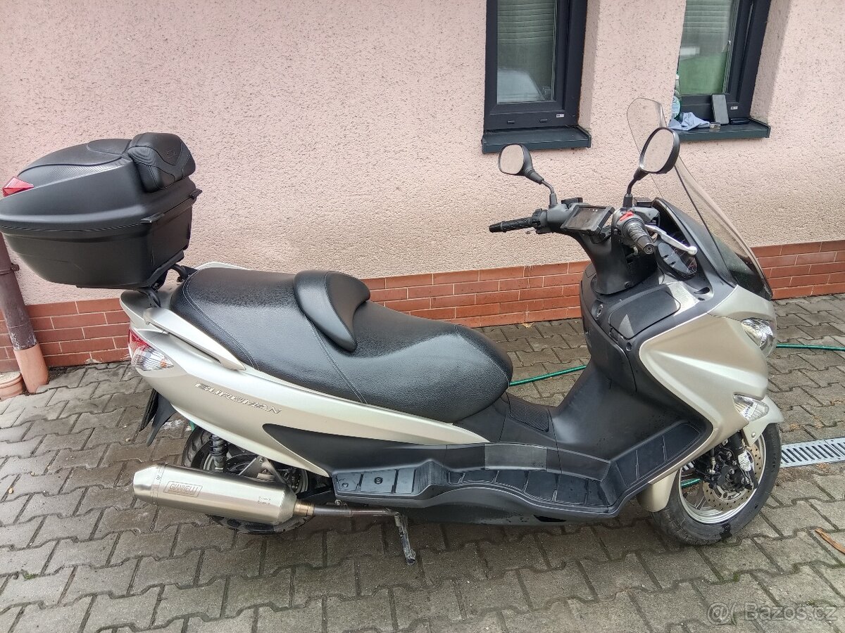 Suzuki Burgman 125 - 2
