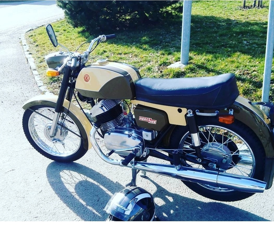 ČZ 250/471 - 2