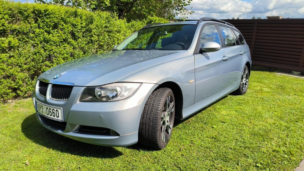 Prodám BMW E91 (touring), 318i, rok výroby 2007 - 2