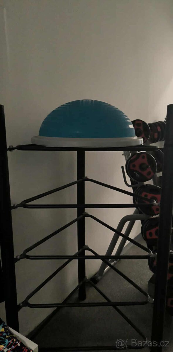 Stojan na bosu - 2